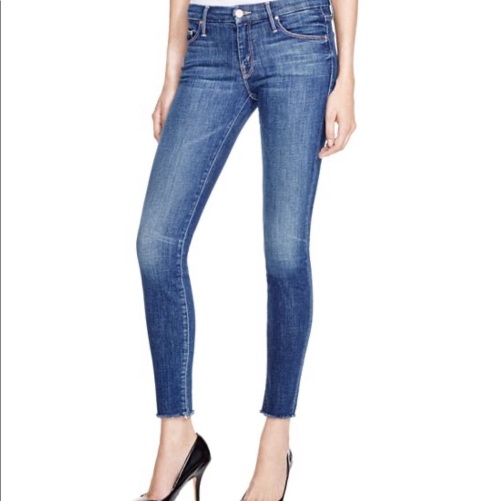 MOTHER—The Looker Frayed Ankle Jeans